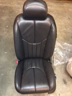 LH Front LH seat Black leather